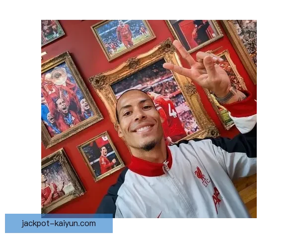 范戴克在利物浦生涯中迎来表现稳健的阶段，备受关注。