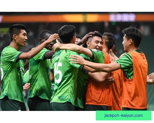 北京国安球迷投票显示球队表现稳健,未来值得关注 北京国安球迷投票显示球队表现稳健,未来值得关注