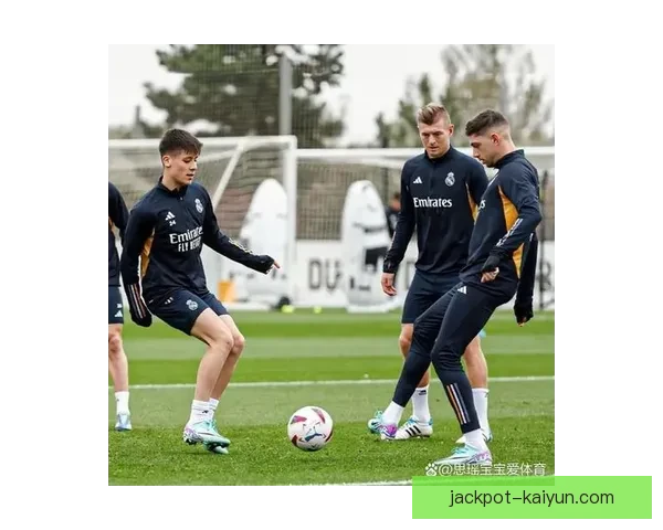 巴尔韦德速度与爆发力持续提升，成为球队攻防转换的关键力量